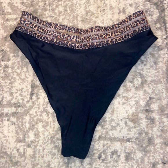 SHEIN Other - Cheeky black bikini bottoms